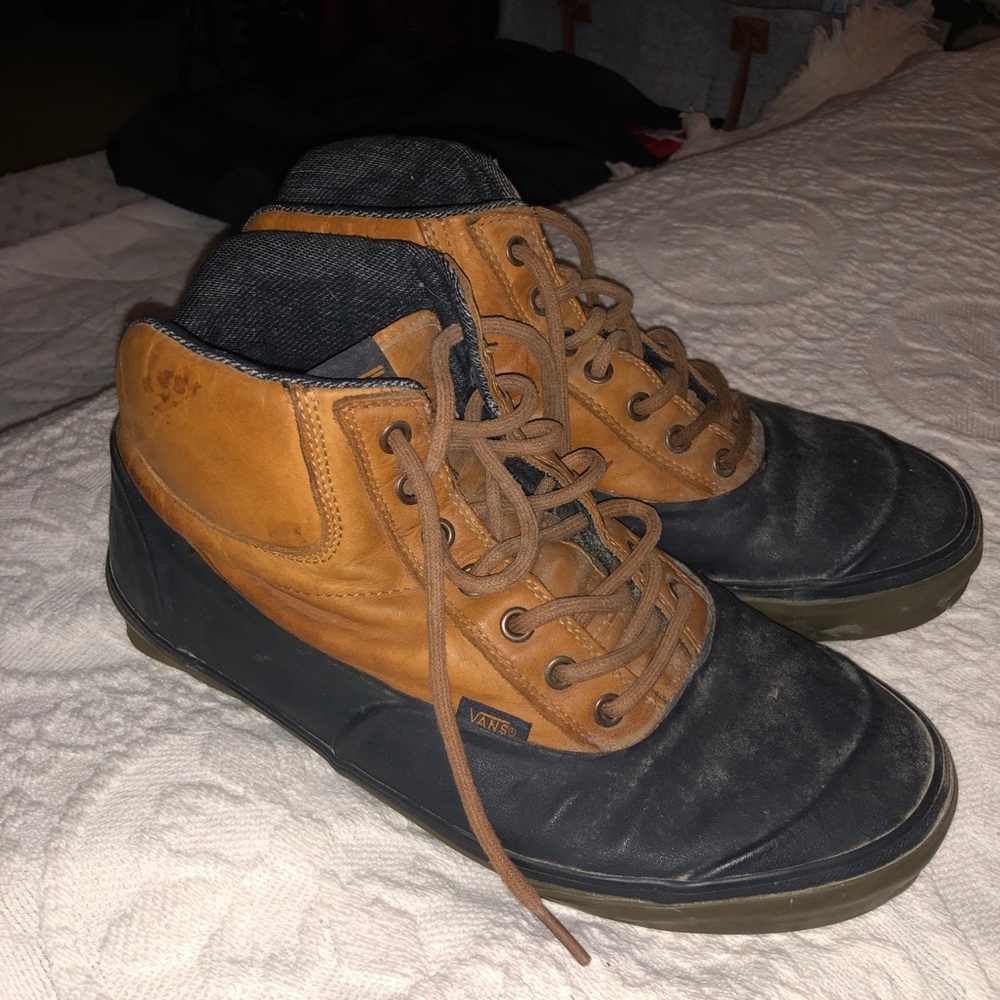 Vans Switchback Waterproof Resistant - image 1